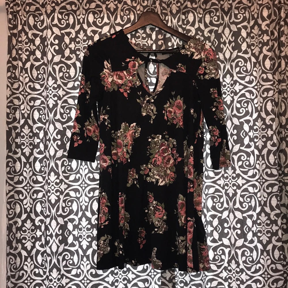 Flowy dress